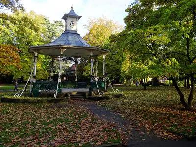 Swindon short-term rental market