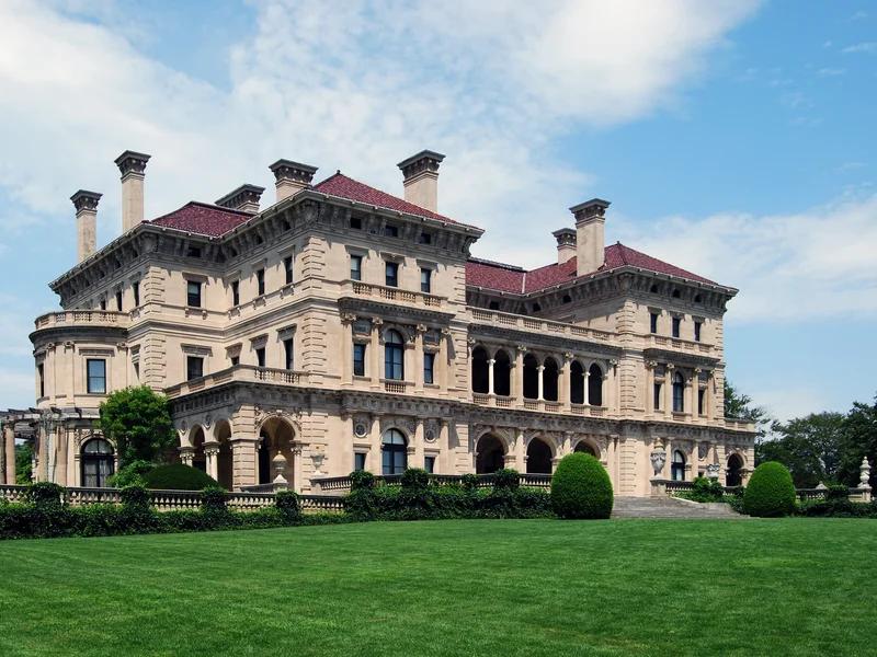 Newport short-term rental market