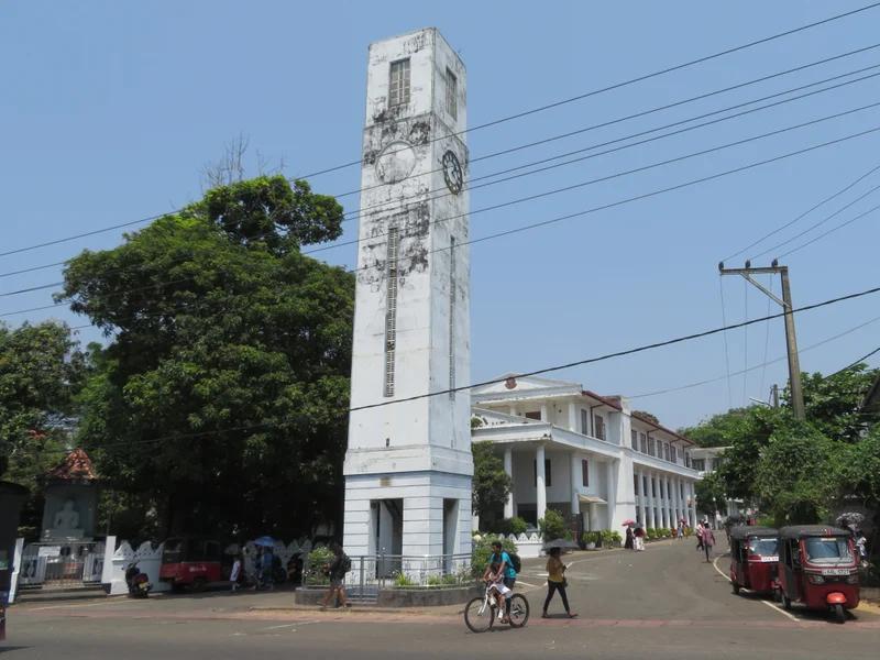 Moratuwa short-term rental market