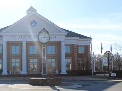 La Plata short-term rental market