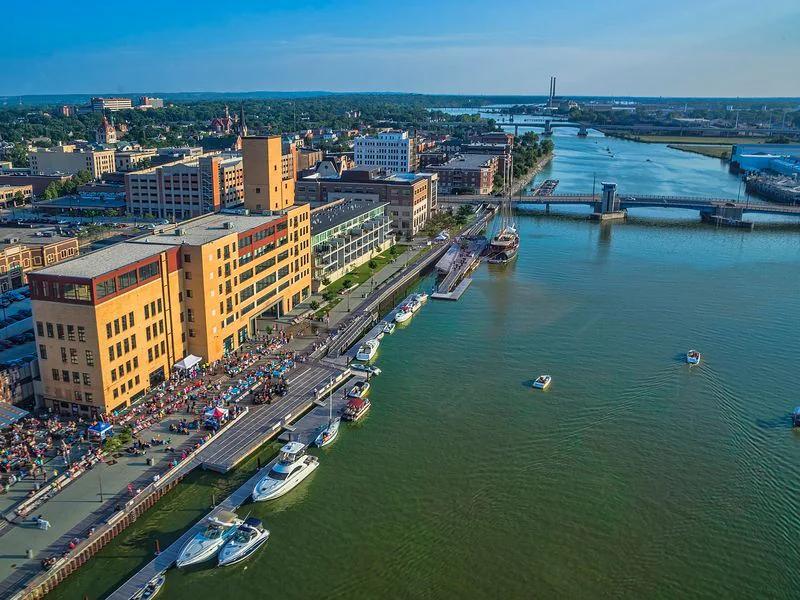 Green Bay short-term rental market