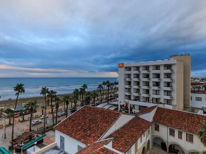 Larnaca short-term rental market