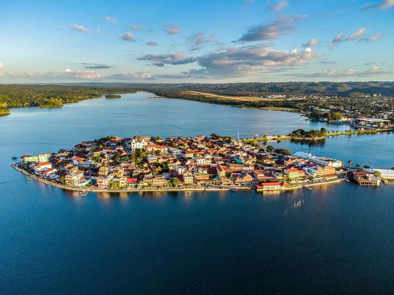 Flores short-term rental market