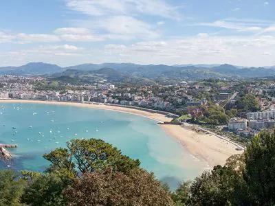 San Sebastian short-term rental market