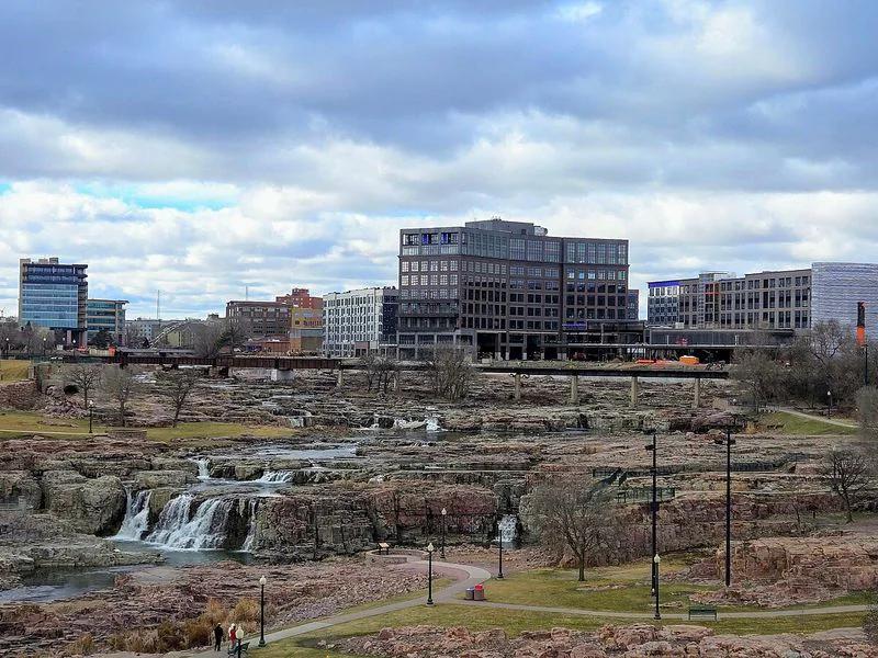 Sioux Falls short-term rental market