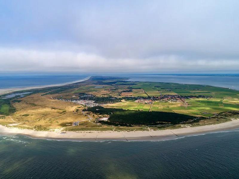 Ameland short-term rental market
