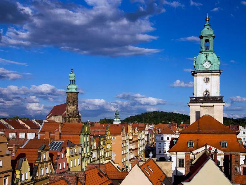 Jelenia Góra short-term rental market