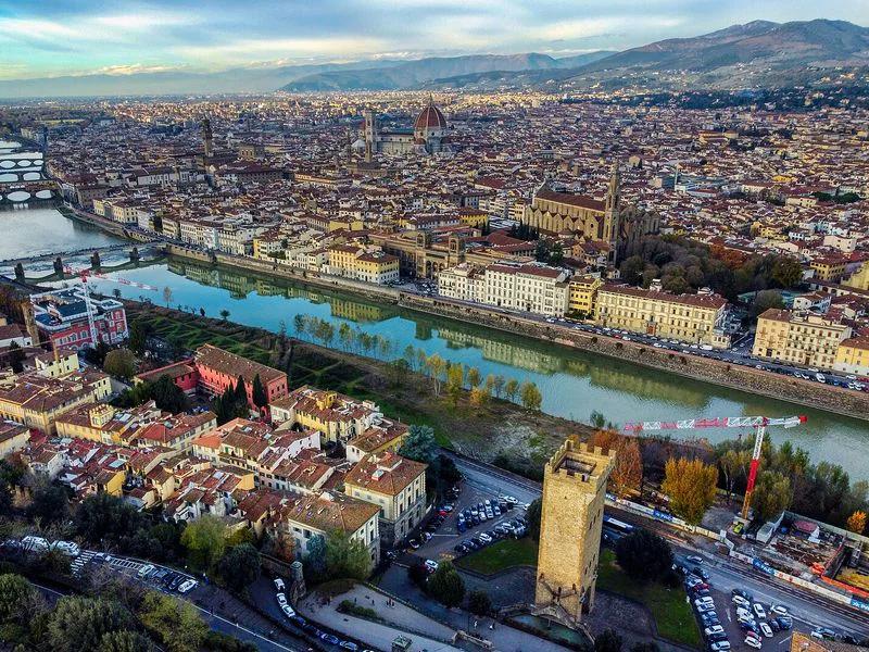 Florence short-term rental market