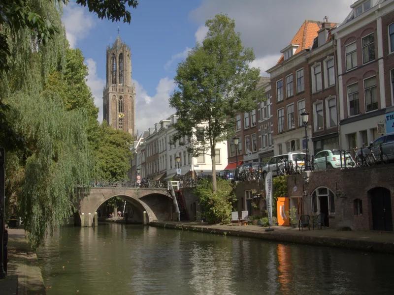 Utrecht short-term rental market