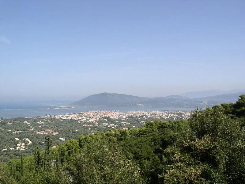 Lefkada short-term rental market