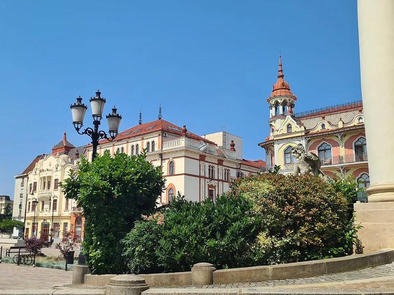 Oradea short-term rental market
