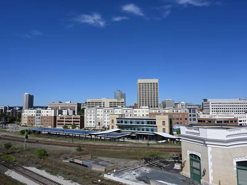 Central Massachusetts short-term rental market